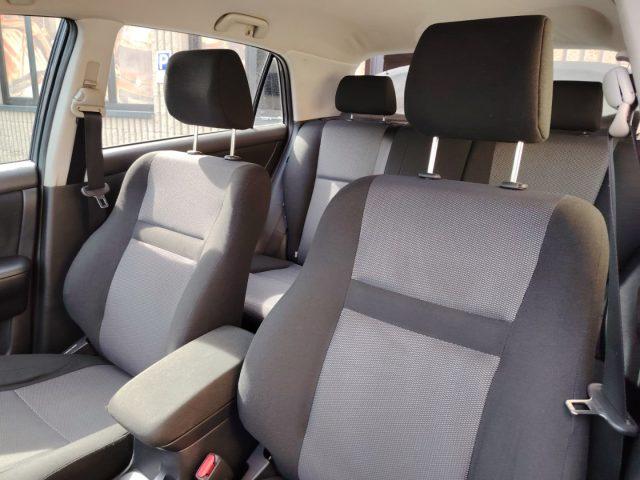 TOYOTA Corolla 1.4 D-4D 5 porte Sol AUTOMATICA