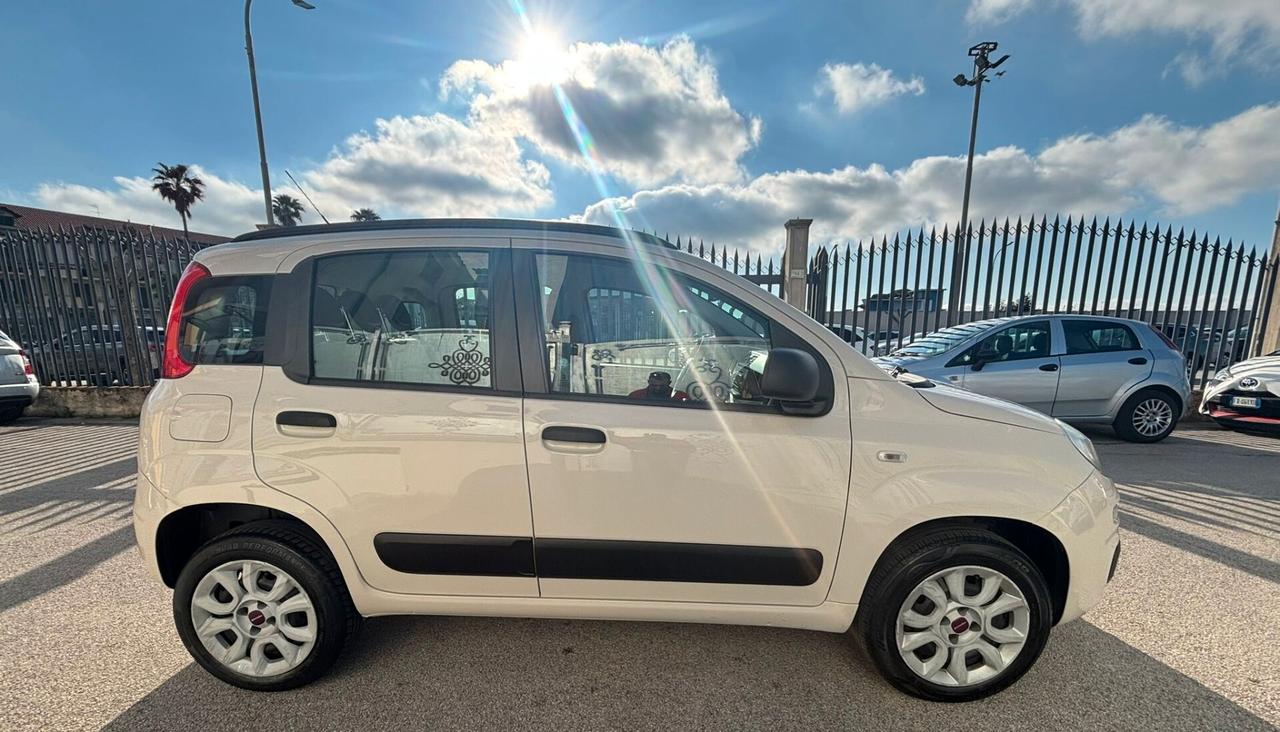Fiat Panda 0.9 TwinAir Turbo Natural Power Lounge ANNO 2013