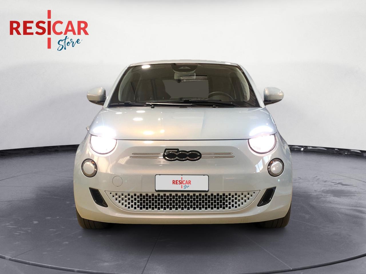 FIAT 500e 42 kWh La Prima