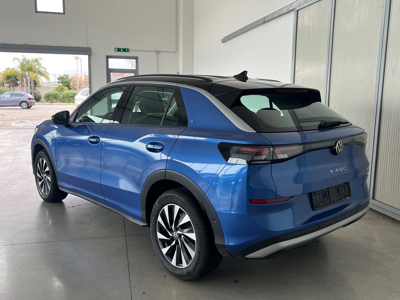 Volkswagen T-Roc 1.5 eTSI ACT DSG Life - possibilità noleggio no scoring
