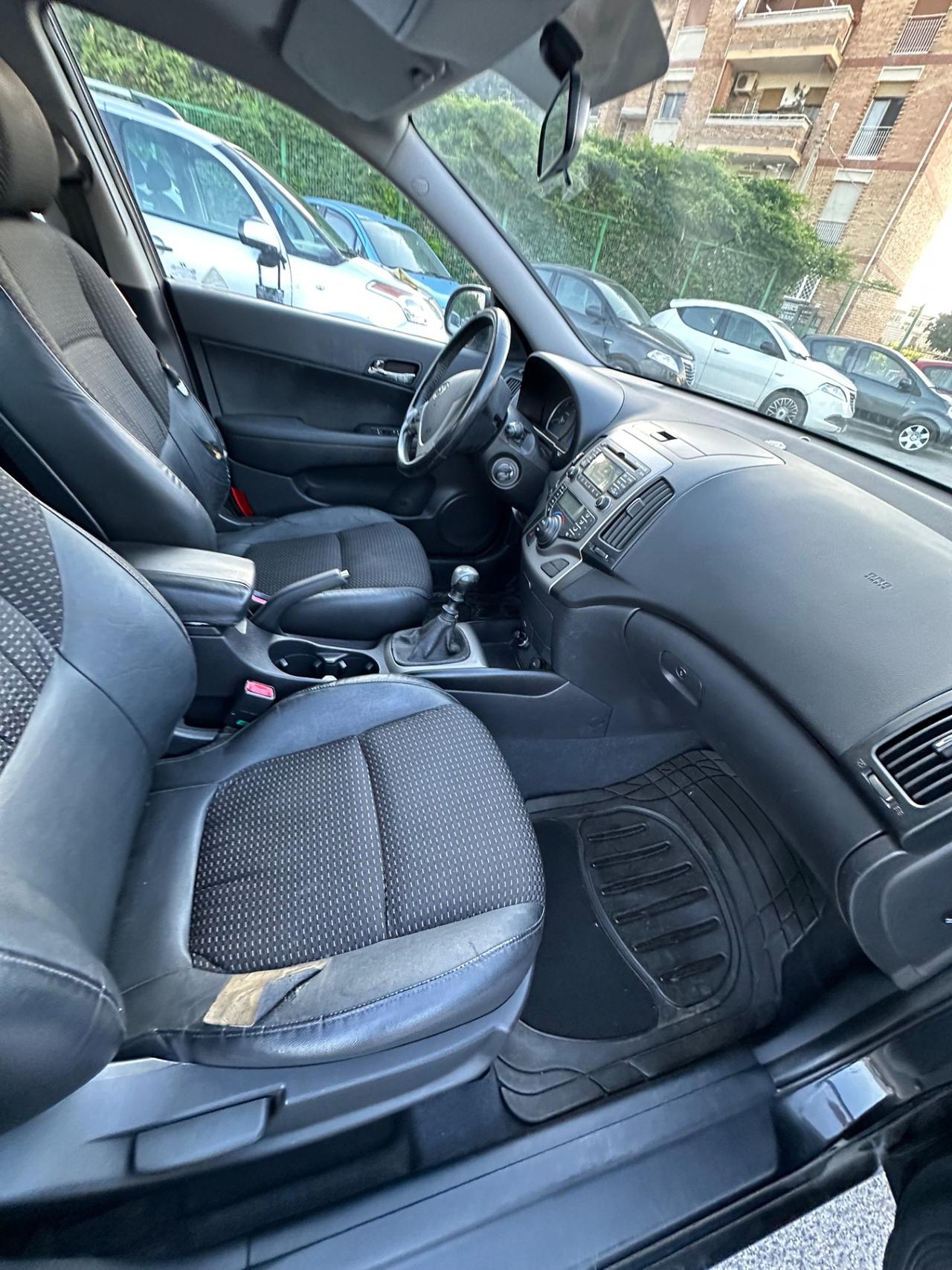 Hyundai i30 1.6 CRDi VGT 16V 115CV 5p. Dynamic