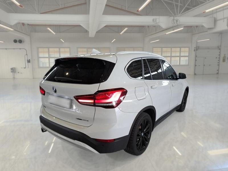 BMW X1 xDrive 25e Business Advantage automatico