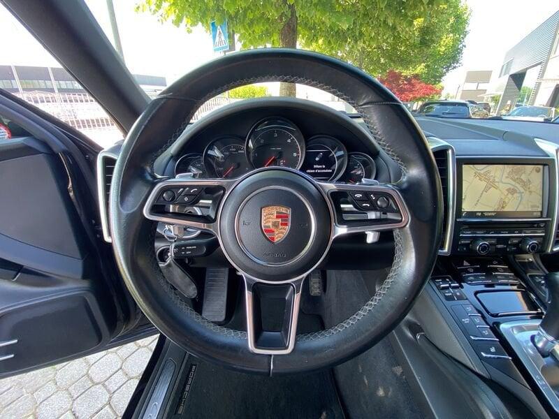 Porsche Cayenne 3.0 Diesel 250 CV