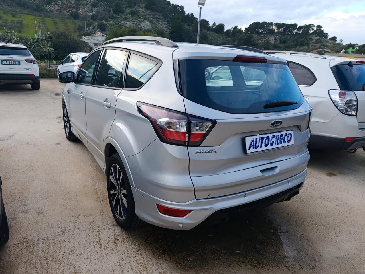 Ford Kuga 2.0 TDCI 120 CV S&S 2WD Powershift ST-Line
