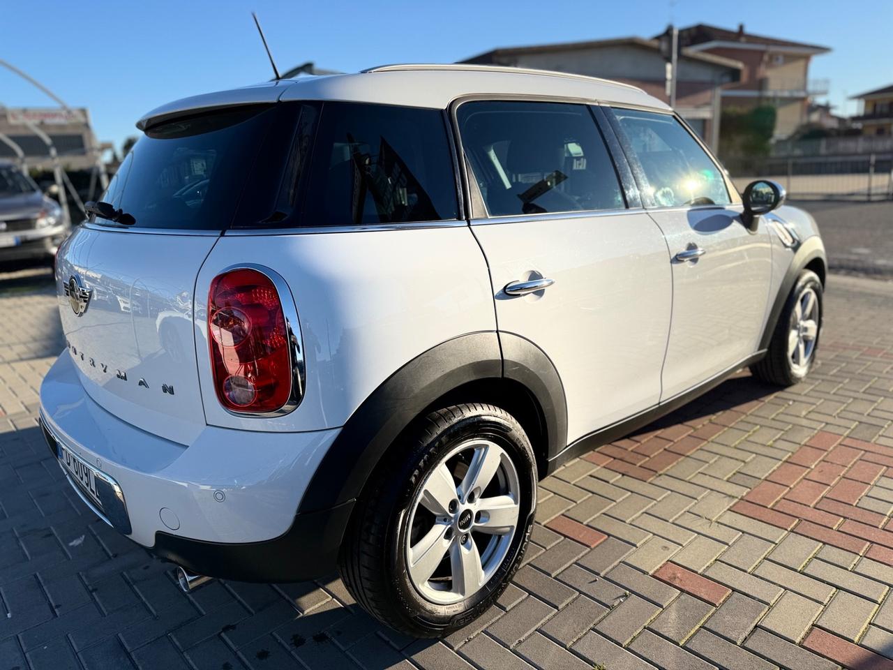 Mini Cooper D Countryman 1.6 One EURO6 NEOPATENTATI