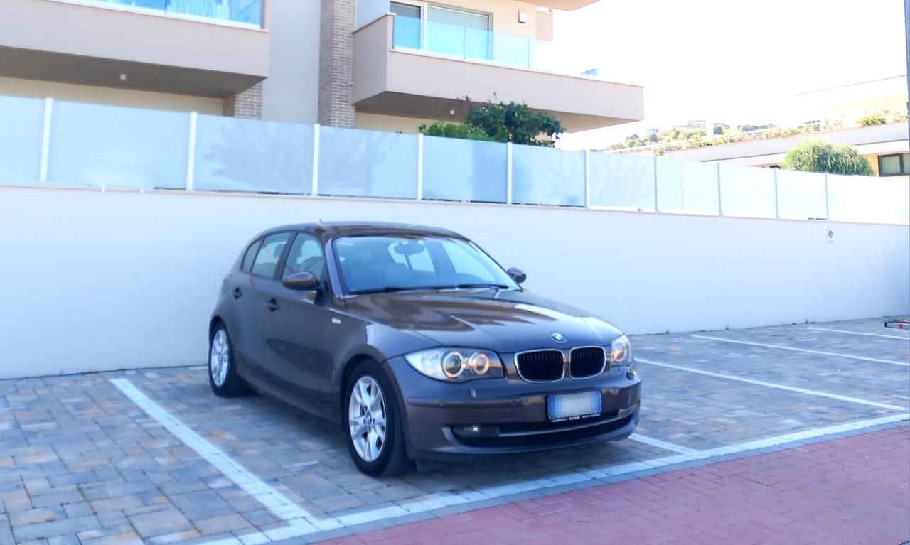 Bmw 120d cat 5 porte Futura Automatico