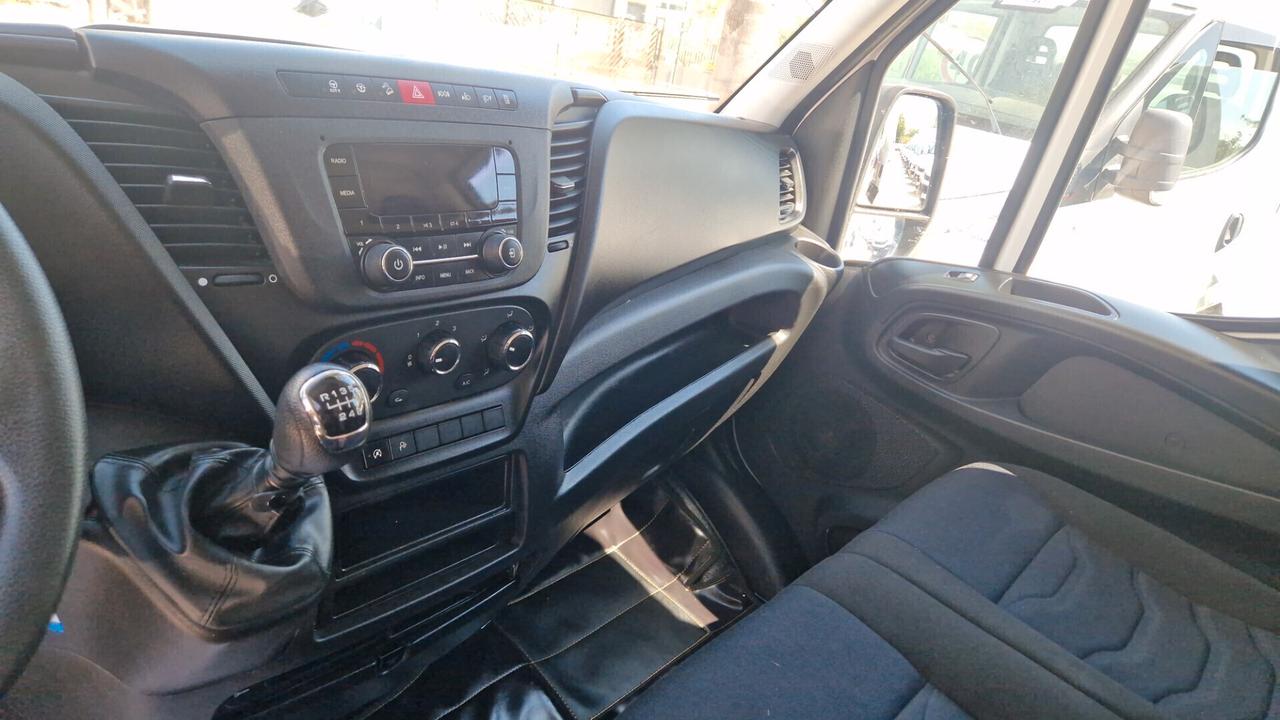 IVECO DAILY 35S14 PASSO 3520 H3 CON PEDANA CARICATRICE -2020