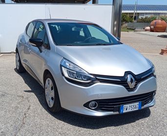 Renault Clio dCi 8V 75 CV 5 porte Moschino Life