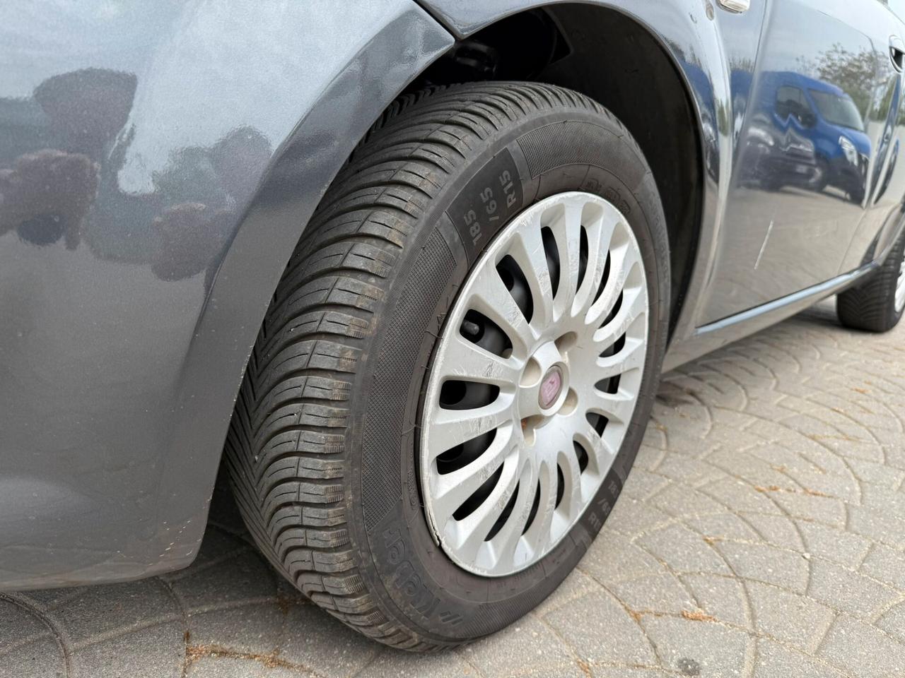 Fiat Punto Evo 1.4 5 porte S&S Dualogic Dynamic