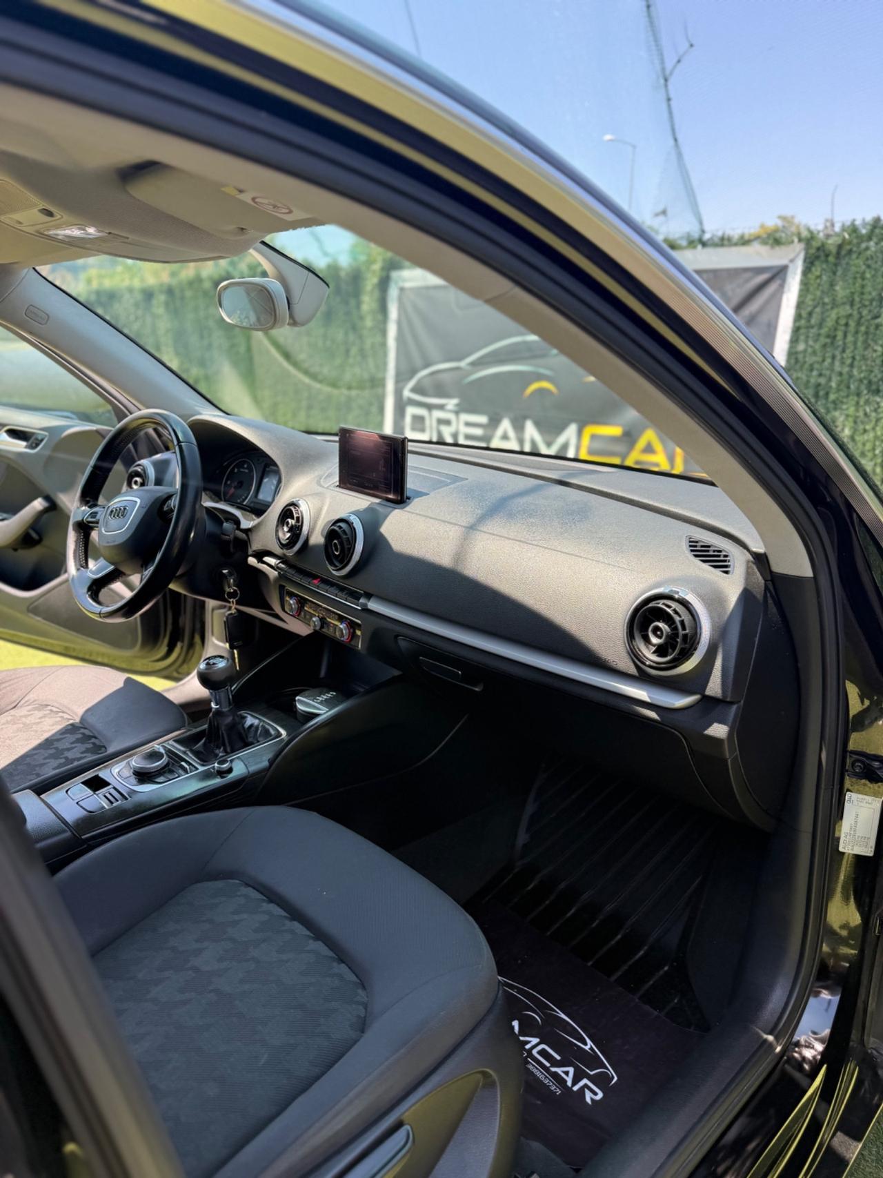 Audi A3 2014 1.6 TDI NEOPATENTATI FARI LED NAVI FULL