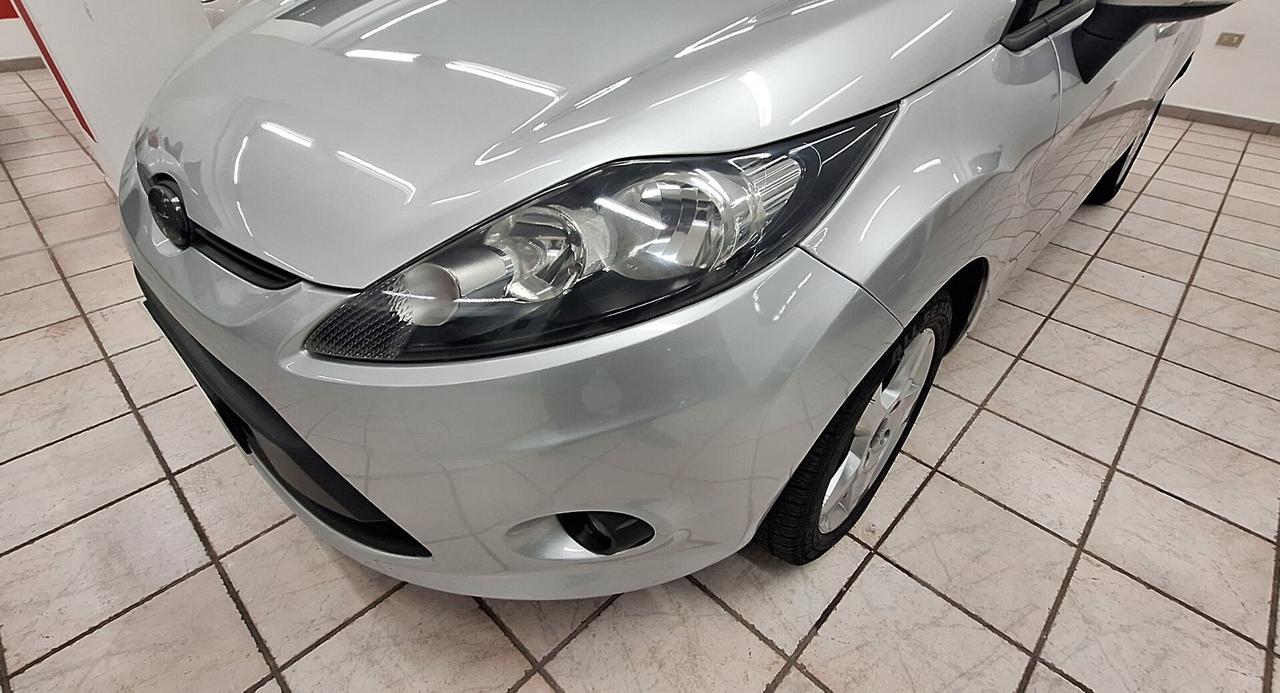 Ford Fiesta 1.4 TDCi 5p. Titanium