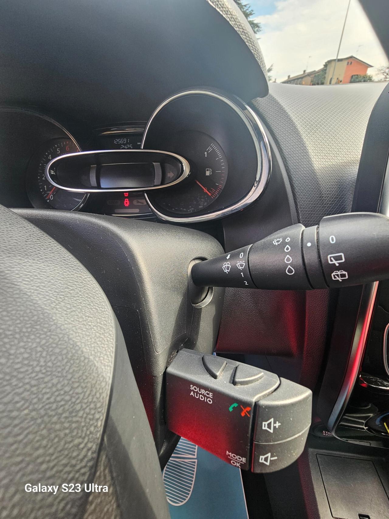 Renault Clio 1.2 75CV 5 porte Life