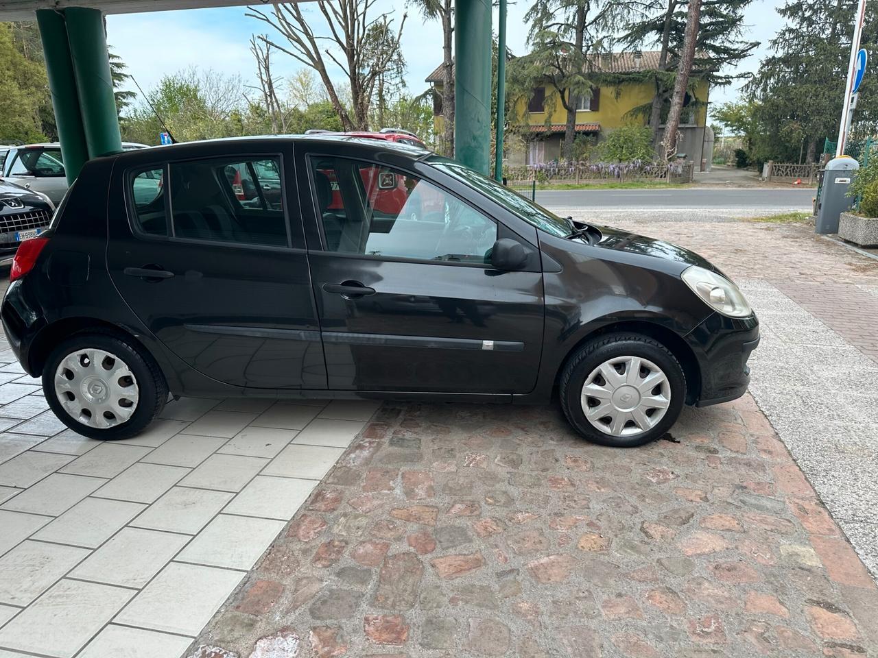 Renault Clio 1.2 Pack (12 RATE)