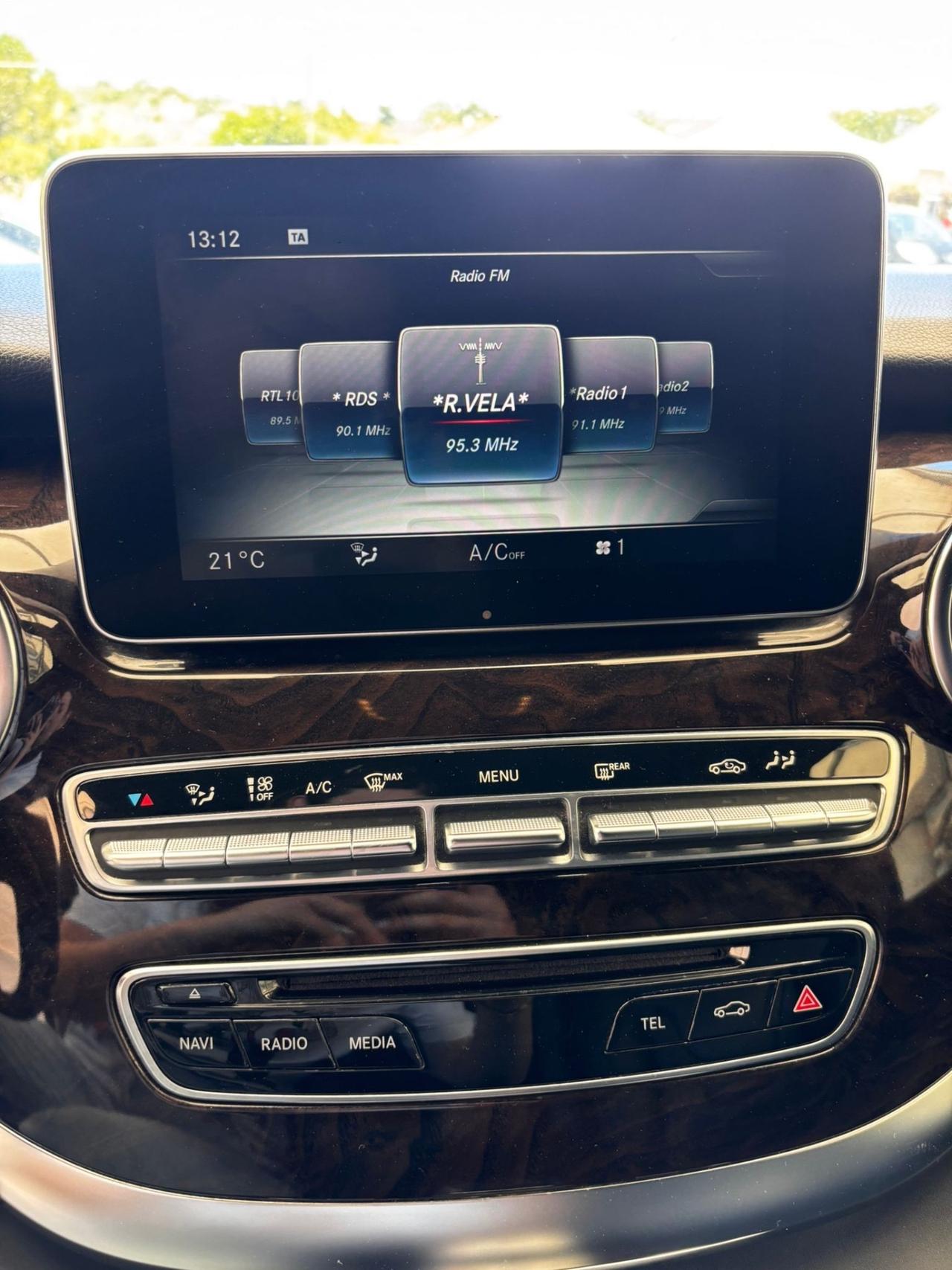 Mercedes-benz V 250 d Automatic Premium Extralong