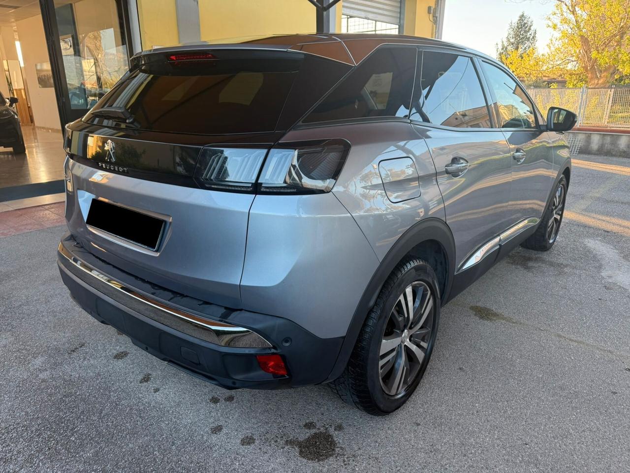 Peugeot 3008 BlueHDi 130 S&S EAT8 Allure