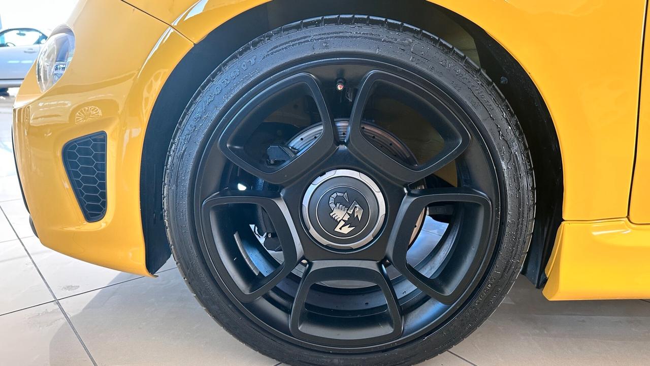 Abarth 595 1.4 Turbo T-Jet 160 CV Pista