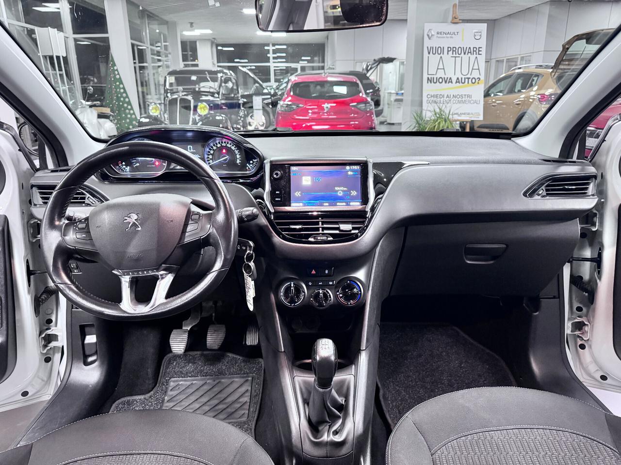 Peugeot 208 PureTech 82 3 porte Allure