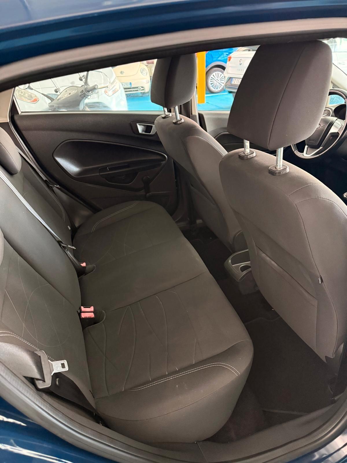 Ford Fiesta 1.4 5 porte Bz.- GPL Black & White Edition