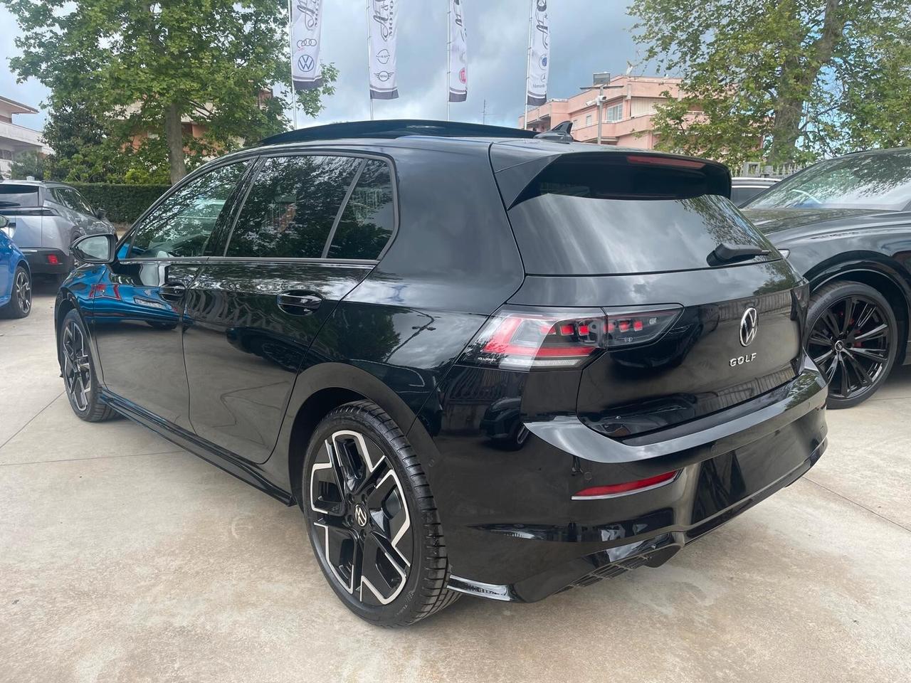 Volkswagen Golf 2.0 TDI 150 CV DSG SCR R-Line