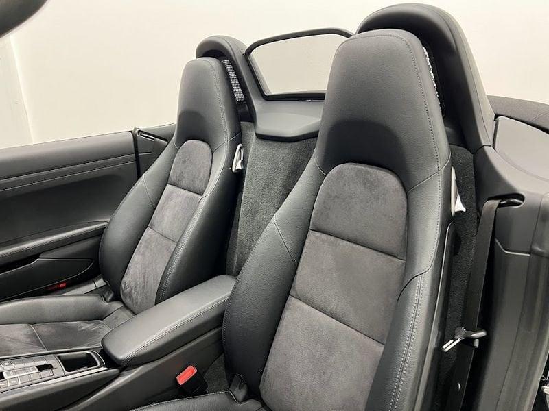 Porsche 718 Boxster 2.5 S PDK