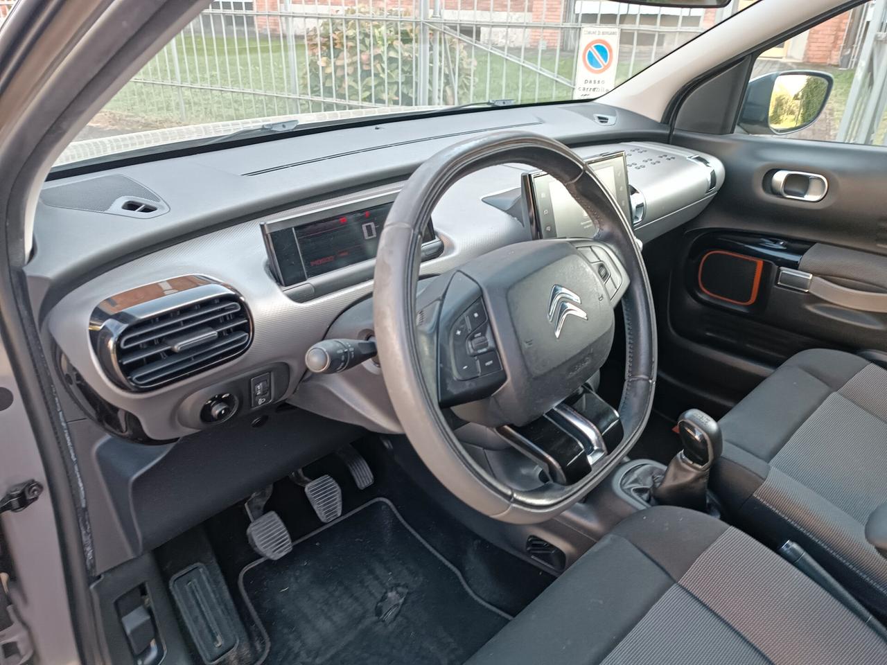 C4 Cactus BlueHDi 100 Shine MODELLO RIP CURL