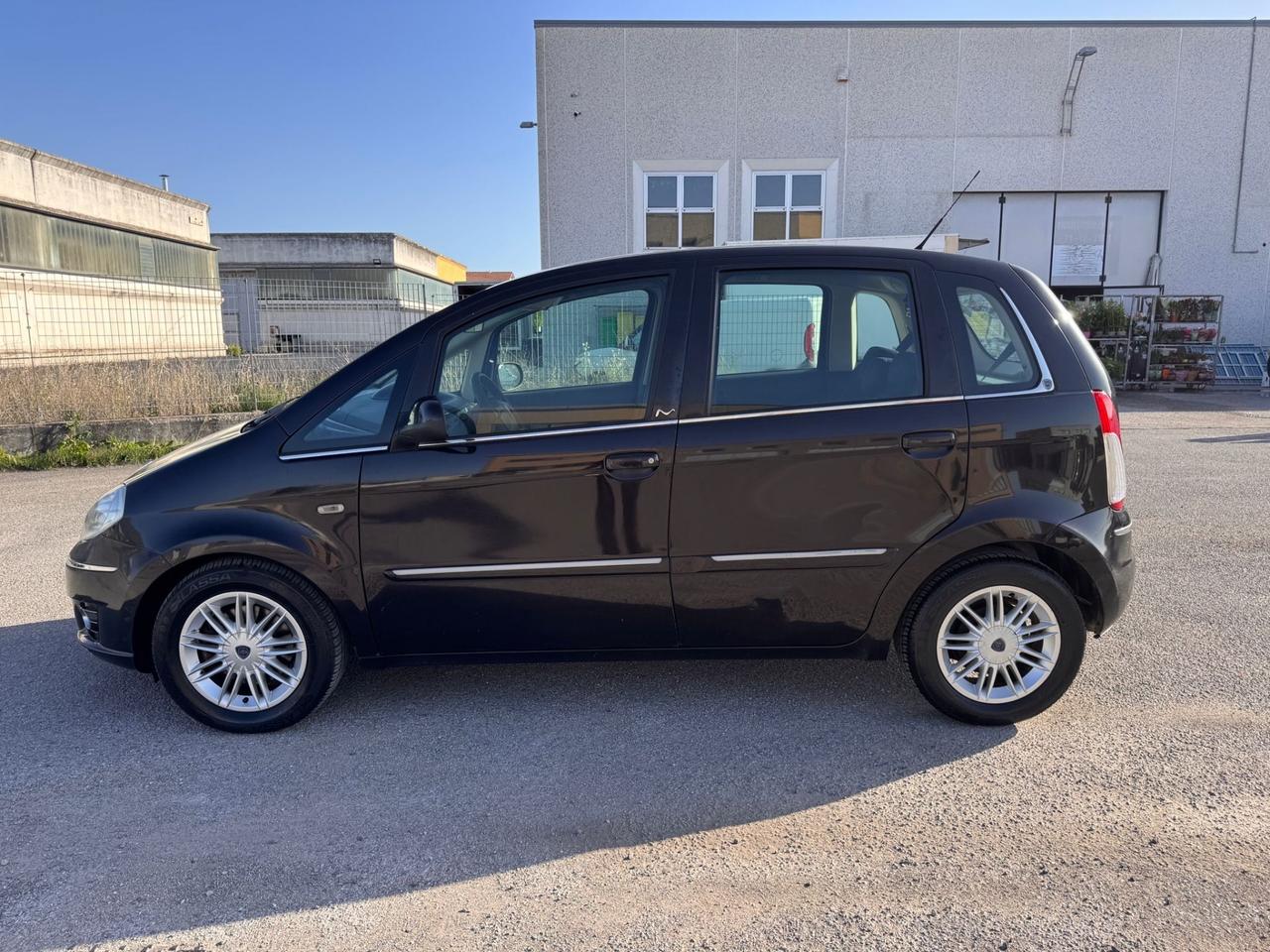 Lancia MUSA 1.3 Mjt S&S DPF Poltrona Frau 134000 KM