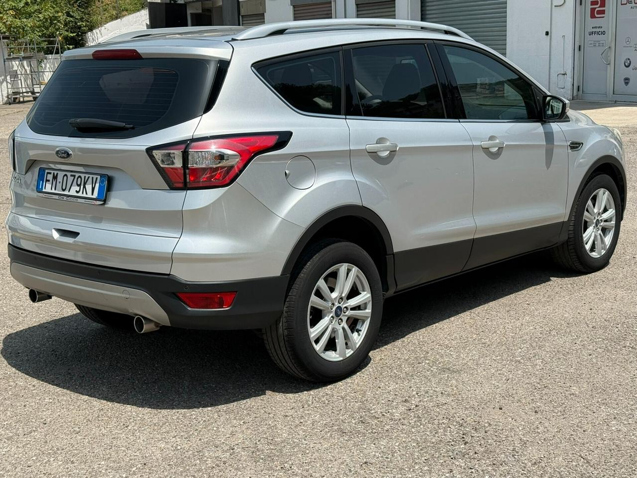 Ford Kuga 2.0 TDCI 150 CV S&S 2WD Titanium
