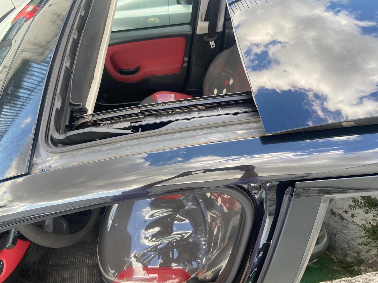 Fiat Panda 1.3 MJT lounge con tetto panoramico apribile