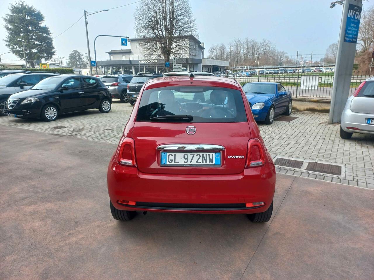 Fiat 500 1.0 Hybrid Red