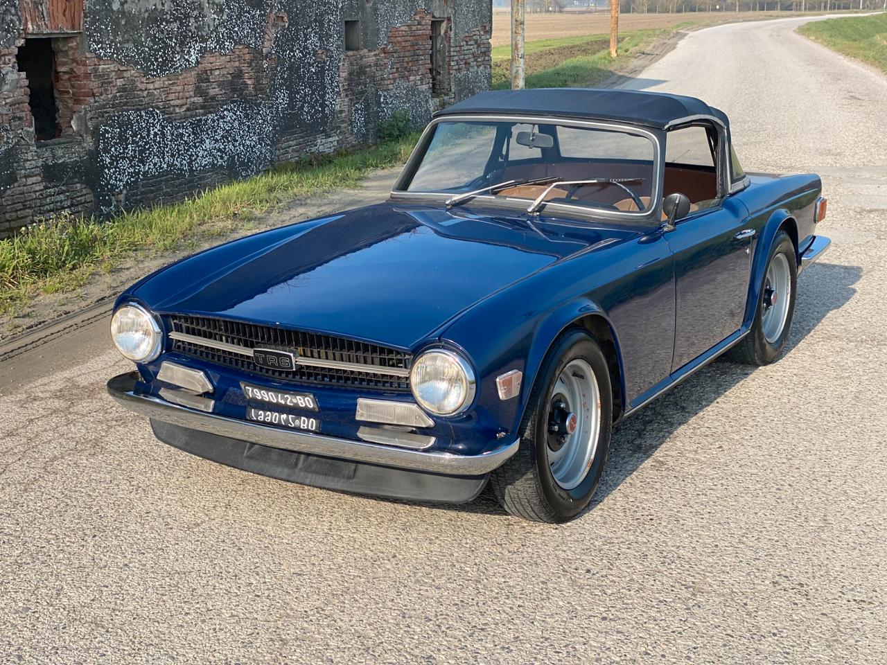 Triumph TR6 PI