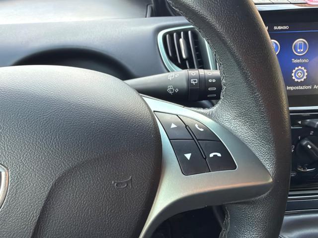 LANCIA Ypsilon GOLD+RETROCAMERA+NAVI CARPLAY+LED
