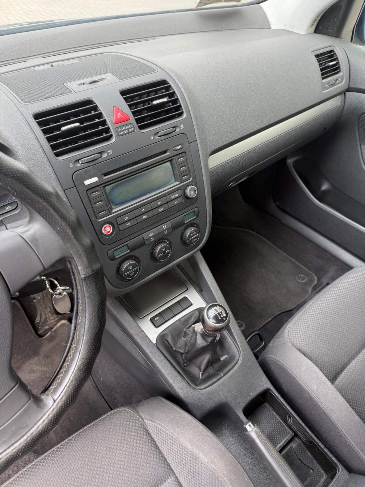 Volkswagen Golf 2.0 16V TDI 5p. Sportline