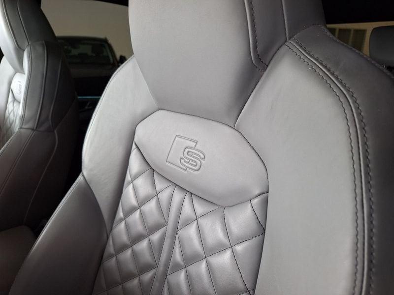Audi Q8 50 TDI 286 CV quattro tiptronic Sport