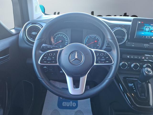 MERCEDES-BENZ EQT 200 Premium