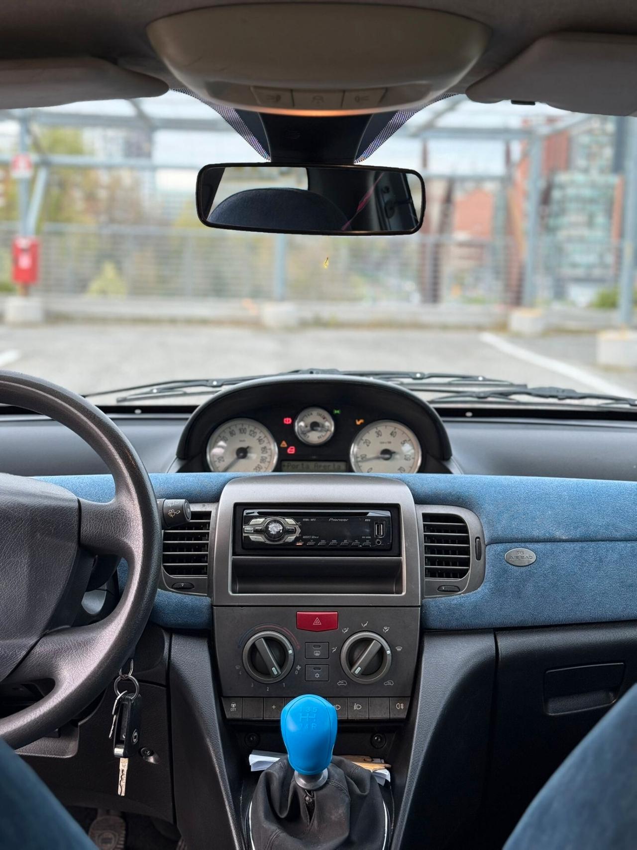 Lancia Ypsilon 1.2