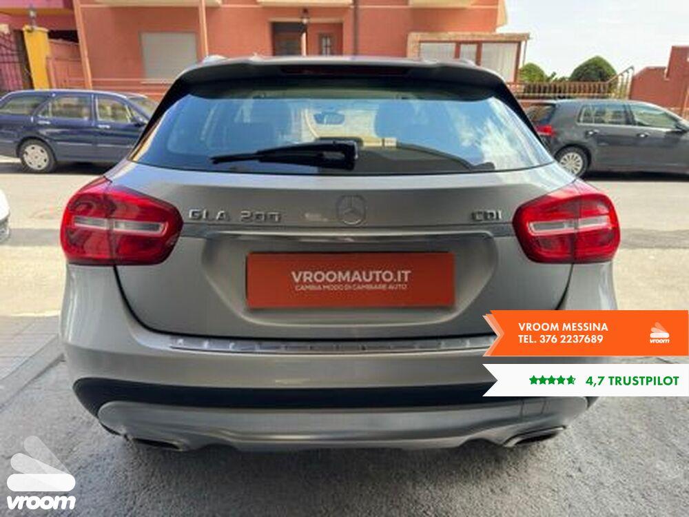 MERCEDES GLA (X156) GLA 200 CDI Automatic Sport