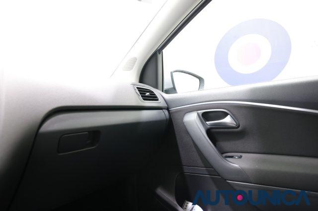 VOLKSWAGEN Polo 1.0 MPI 75CV 5PORTE BUSINESS NEOPATENTATI