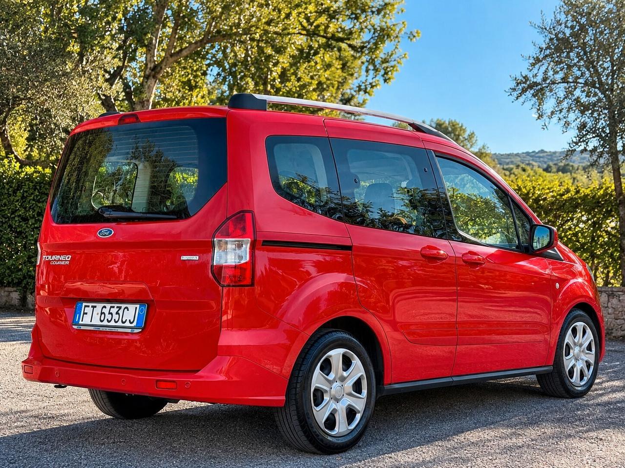 Ford Tourneo Courier 1.0 EcoBoost 100 CV Plus