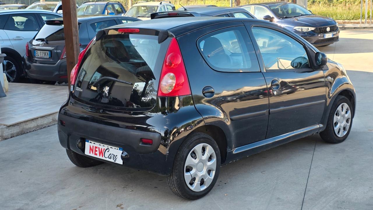 Peugeot 107 1.0 68CV 5p. Urban Move