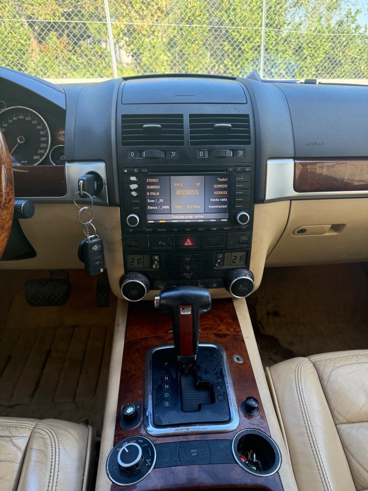 Volkswagen Touareg 2.5 R5 TDI DPF Style