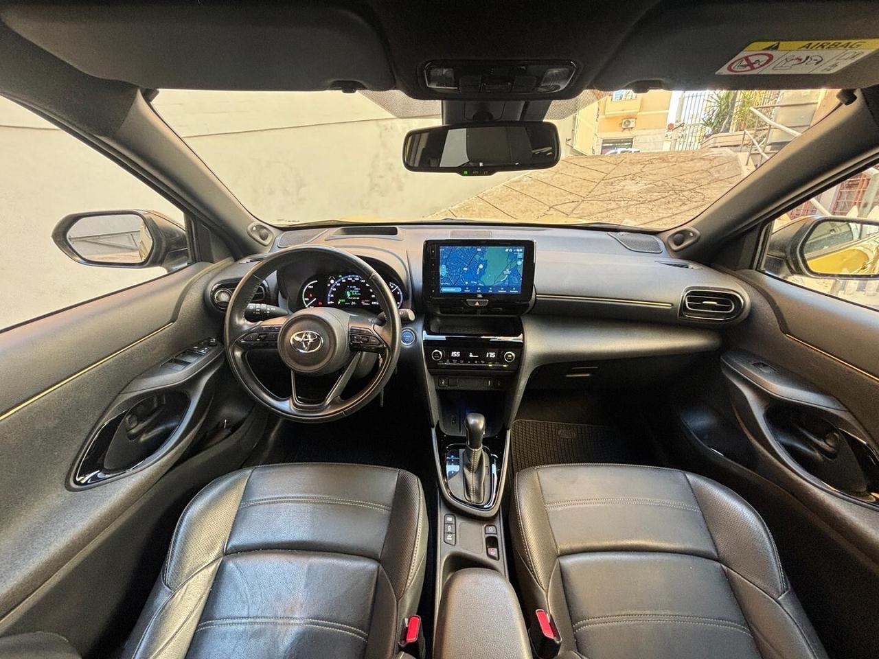 TOYOTA YARIS CROSS HYBRID 1.5 PREMIERE