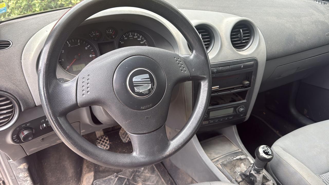 Seat Ibiza 1.4 16V 101CV 5p. Sport