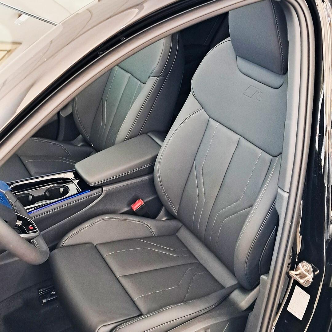 Audi Q3 35 TFSI S tronic Identity Black