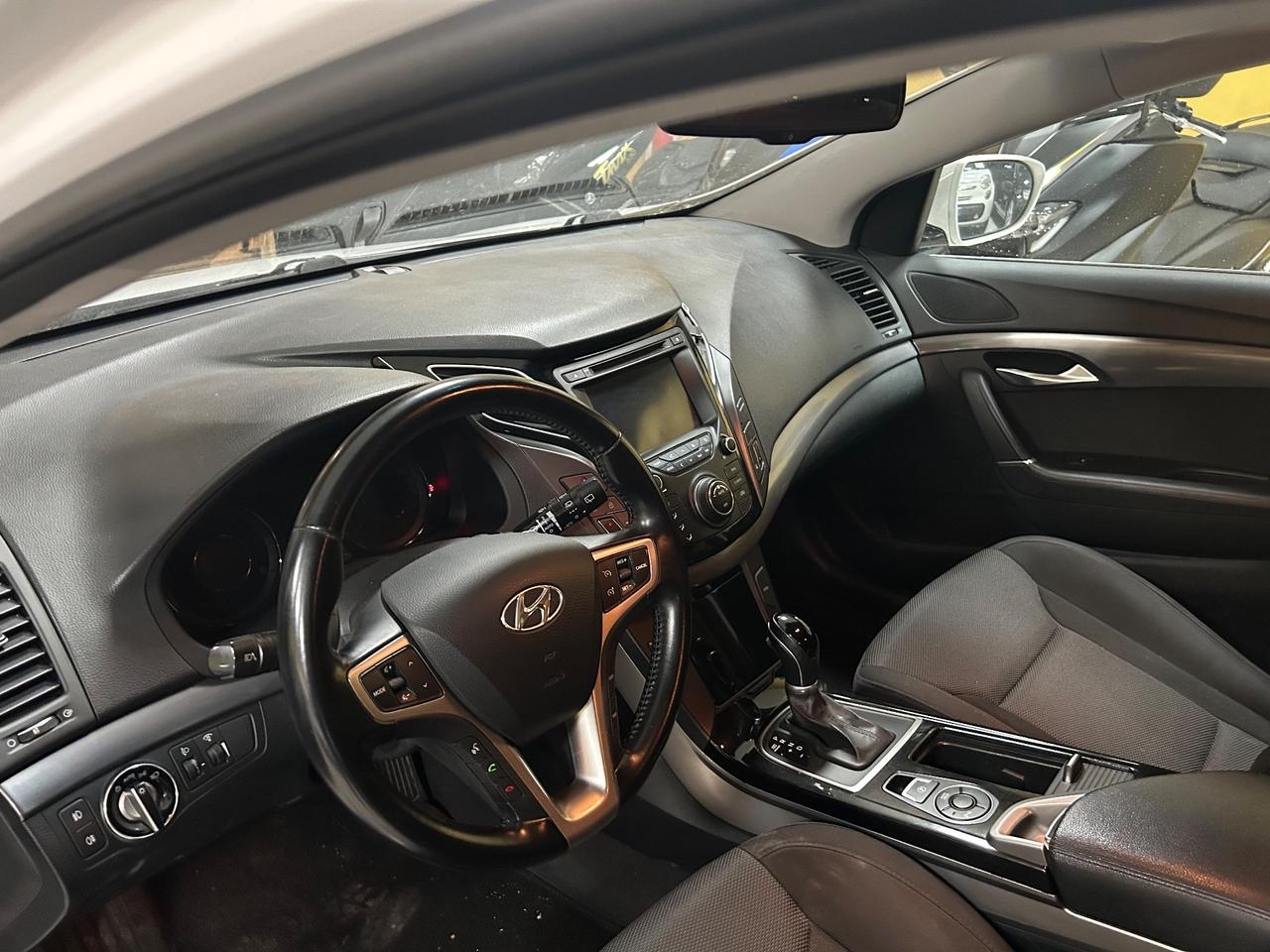 HYUNDAI i40 Wagon 1.7 CRDi 136CV Aut. Style - 2013