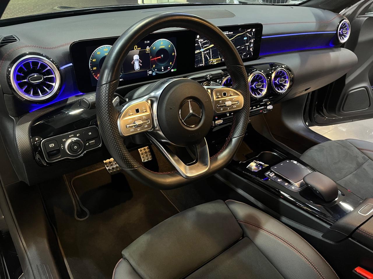 Mercedes CLA 200 d Automatic Premium 12.000 KM