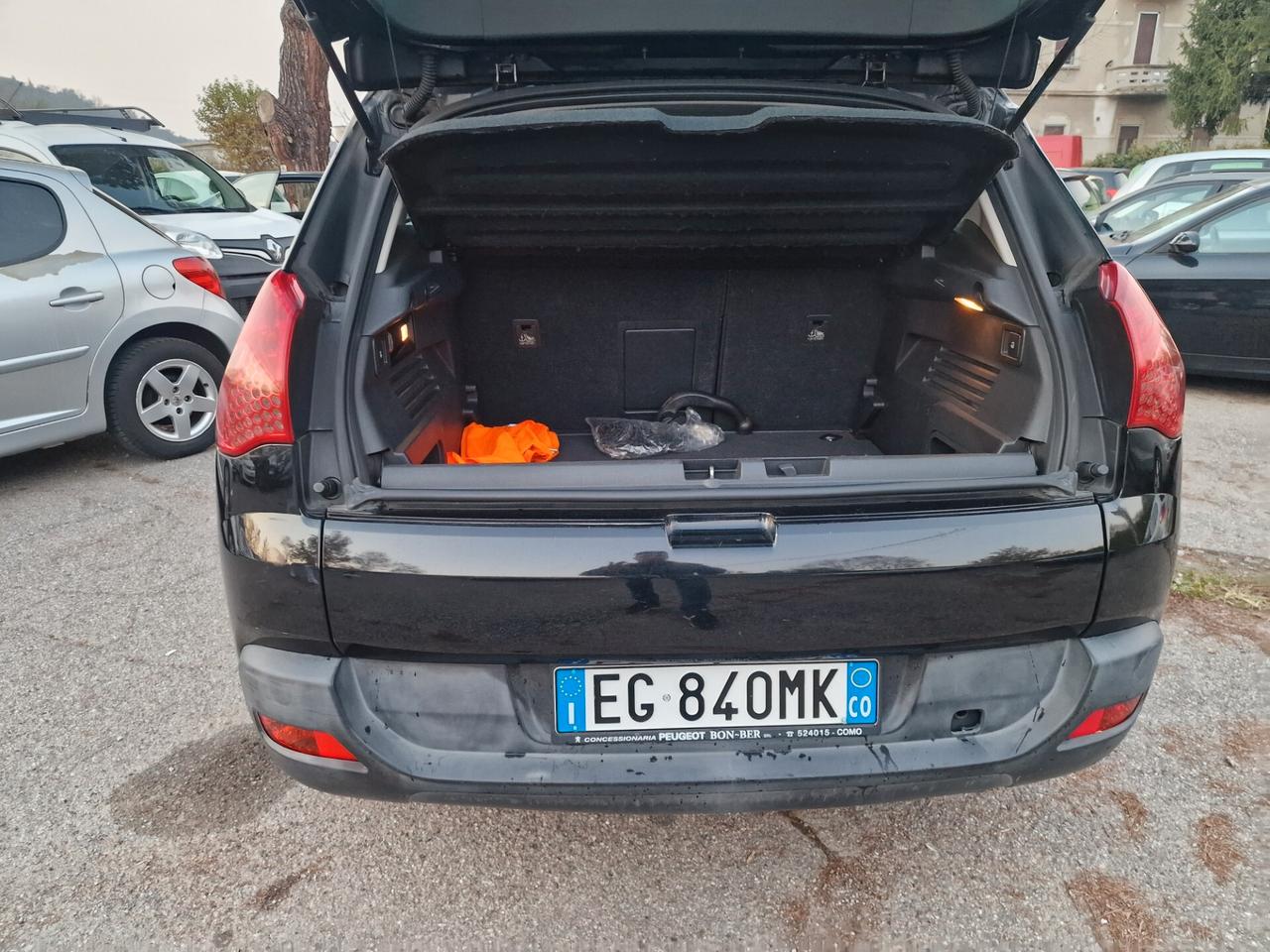 Peugeot 3008 1.6 HDi 112CV cambio robotizzato Tecno