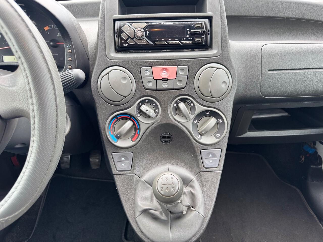 Fiat Panda 1.1 Active Benzina 54cv Neopatentati 2006