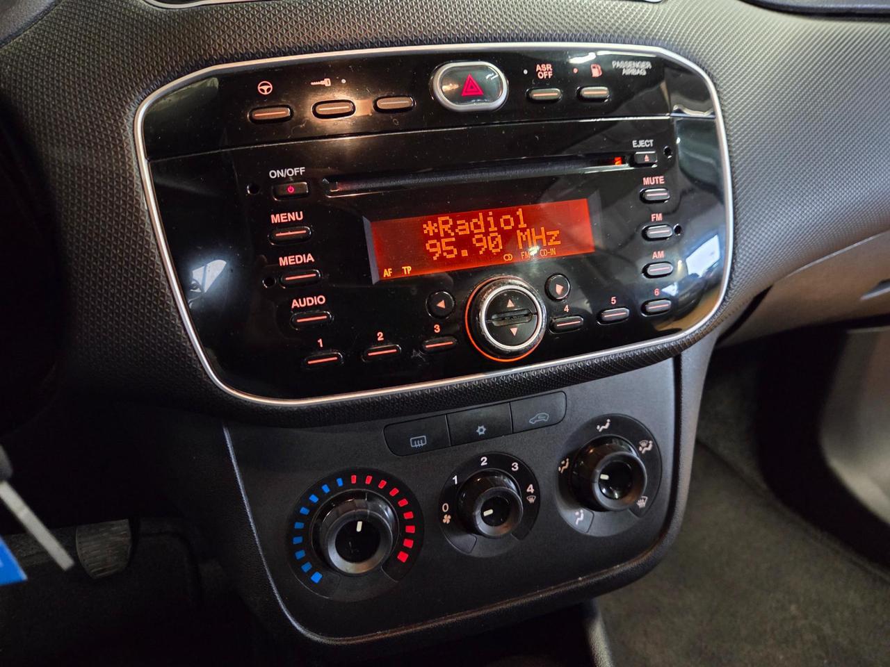 Fiat Punto 5 Porte Punto 5p 1.4 nat pow Lounge FRIZIONE NUOVA