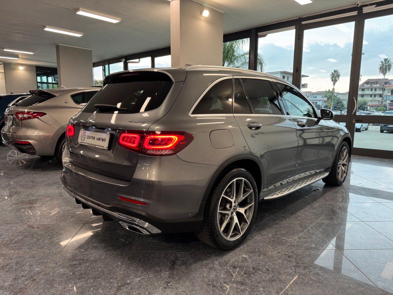 Mercedes GLC SUV GLC 220 d Amg Premium Pedane Carplay Full