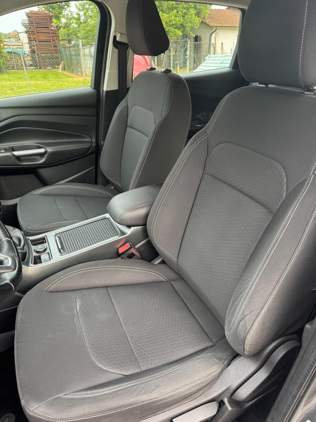 Ford Kuga 2.0 150cv Gancio Traino